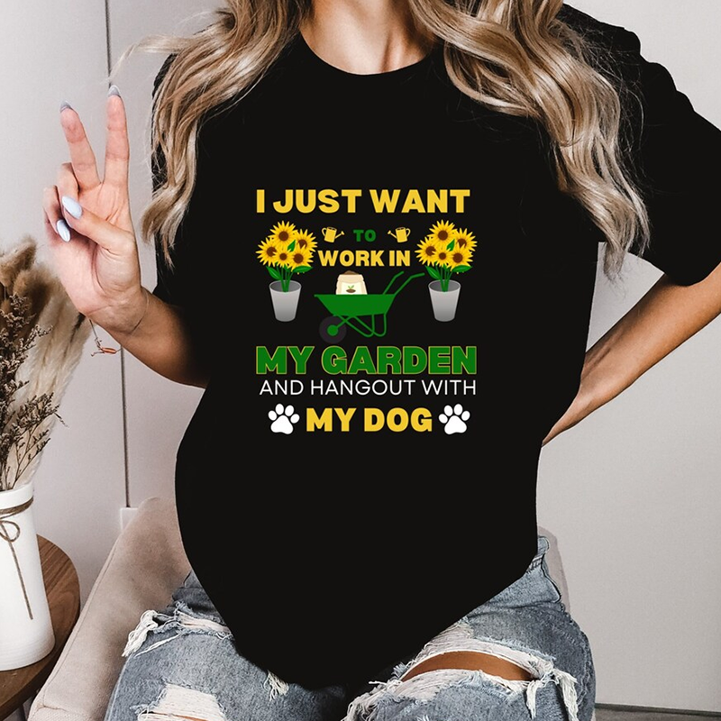Modern Letter Prints T-Shirt S - Parent Of Plant review and price