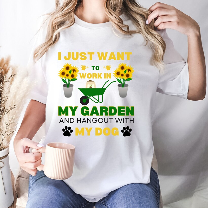 Modern Letter Prints T-Shirt S - Parent Of Plant review and price